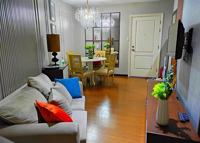 アパート Cozy Apartment With Private Balcony Stunning Skyline, River & Mountain Views, Free Access To Infinity Pool, Lap Pool, Sunbathing, Sauna & Mall