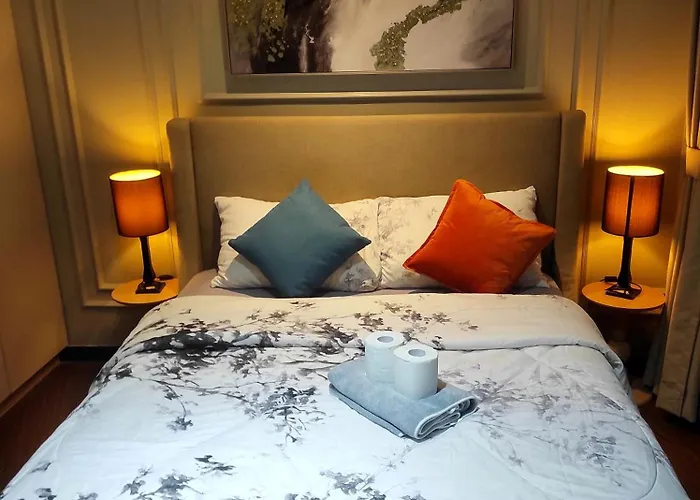 Cozy Apartment With Private Balcony Stunning Skyline, River & Mountain Views, Free Access To Infinity Pool, Lap Pool, Sunbathing, Sauna & Mall Manila