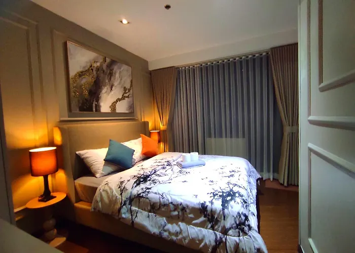 Cozy Apartment With Private Balcony Stunning Skyline, River & Mountain Views, Free Access To Infinity Pool, Lap Pool, Sunbathing, Sauna & Mall