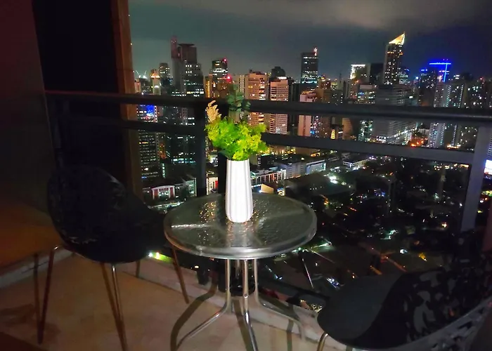Apartment Cozy Apartment With Private Balcony Stunning Skyline, River & Mountain Views, Free Access To Infinity Pool, Lap Pool, Sunbathing, Sauna & Mall