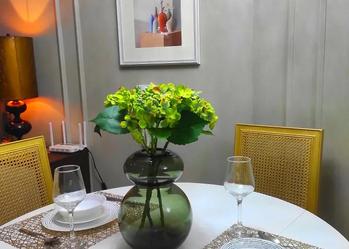 Cozy Apartment With Private Balcony Stunning Skyline, River & Mountain Views, Free Access To Infinity Pool, Lap Pool, Sunbathing, Sauna & Mall Apartment Manila
