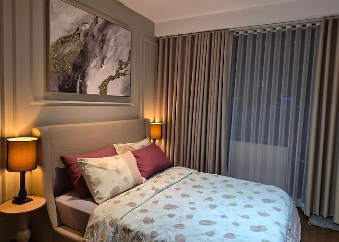 Cozy Apartment With Private Balcony Stunning Skyline, River & Mountain Views, Free Access To Infinity Pool, Lap Pool, Sunbathing, Sauna & Mall Apartment Manila