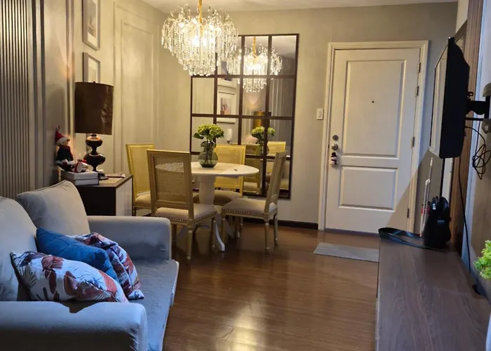 Cozy Apartment With Private Balcony Stunning Skyline, River & Mountain Views, Free Access To Infinity Pool, Lap Pool, Sunbathing, Sauna & Mall Apartment