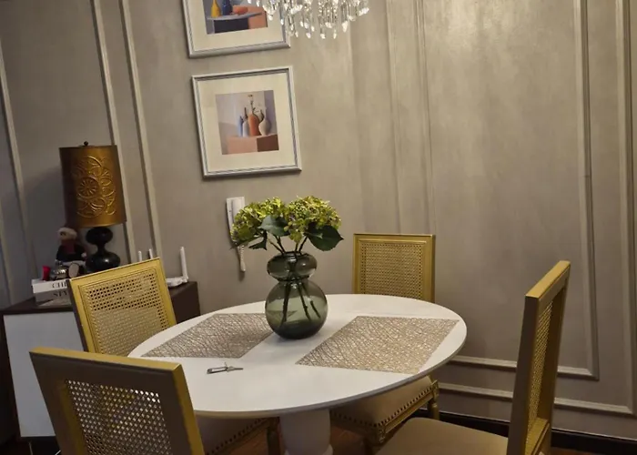 Cozy Apartment With Private Balcony Stunning Skyline, River & Mountain Views, Free Access To Infinity Pool, Lap Pool, Sunbathing, Sauna & Mall Apartment Manila